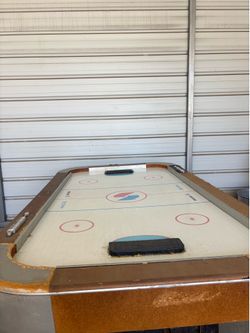 Hockey table