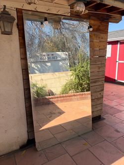 Free Mirror