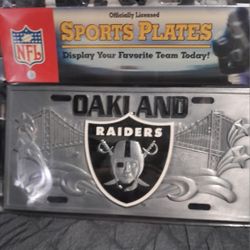 Oakland Raiders Vintage License Plate, Metal BRAND NEW