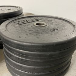 Lots of Gym plates $0.80 per 1lb