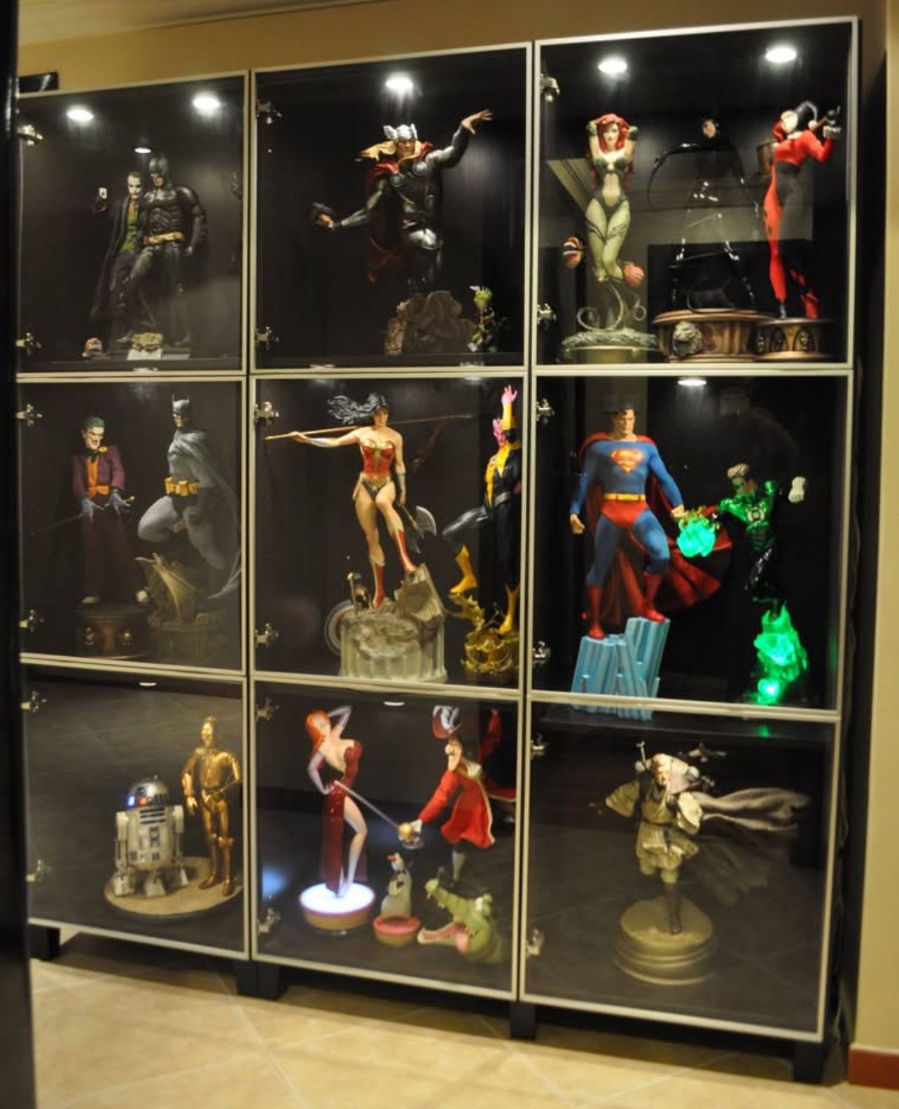 IKEA BESTA GLASS DOORS ONLY Nt. Hot Toys/sideshow/bowen/collectible Figure