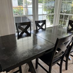 6 Seater Dining Table 