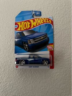 Hot wheel trucks