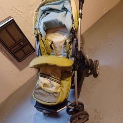 Bumbleride Stroller