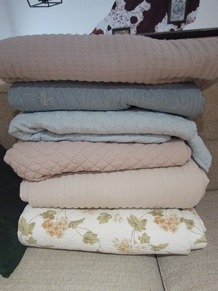 Queen Bed Spread