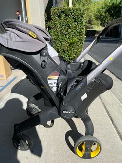 Doona carseat & stroller