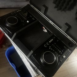 Dj Table