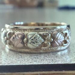Black Hills Gold Ring