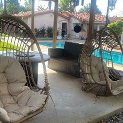 Hanging Chairs 