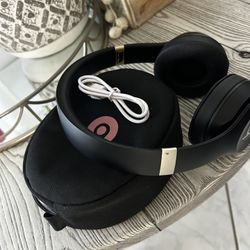 Beats Solo 4 