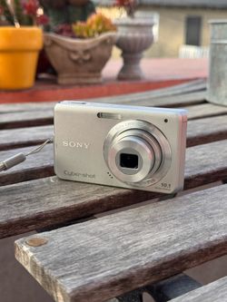 Sony Cybershot w180 Y2K digicam