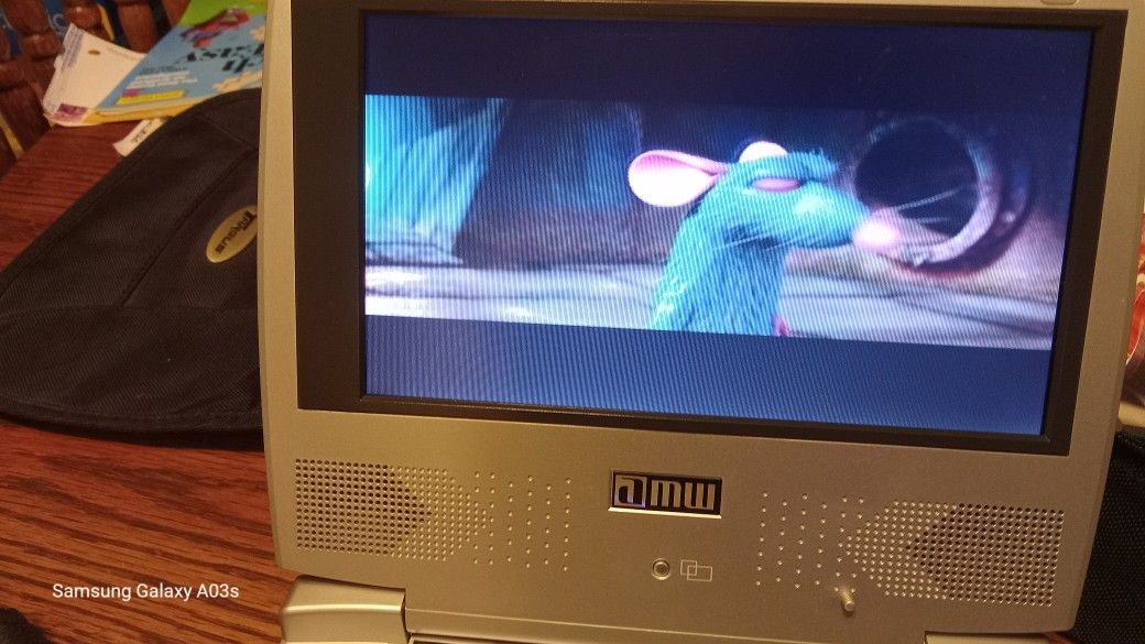 DVD PLAYER BY  AMW