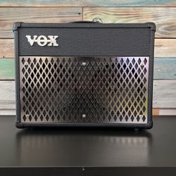 VOX Guitar Amp