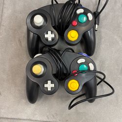 2x GameCube Controllers, 14.99$ Each!