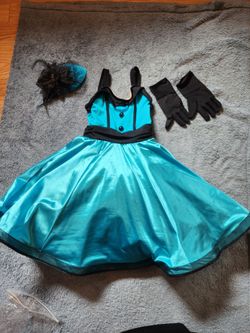 Dance Costume, blue satin, gloves and hair clip hat, great condition size 7-8