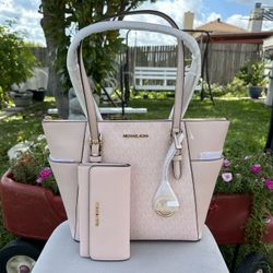 Michael Kors Purse And Wallet 