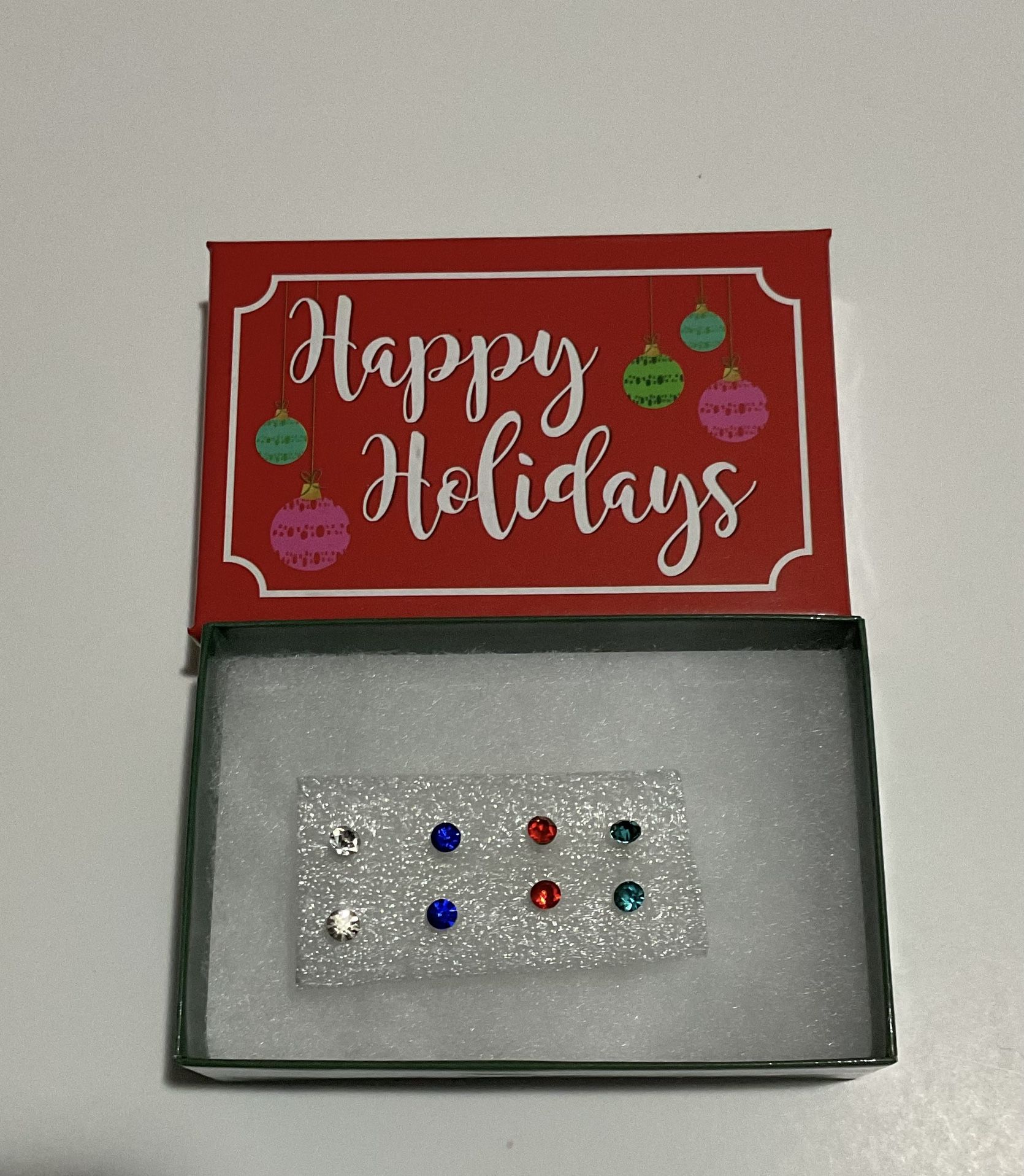 New 4 Sets Of Earrings Different Color Stones