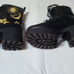 Women's 7 Combat Boots 