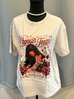 Ella Langley tee