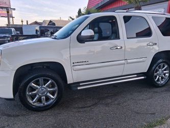 2007 GMC Yukon Denali