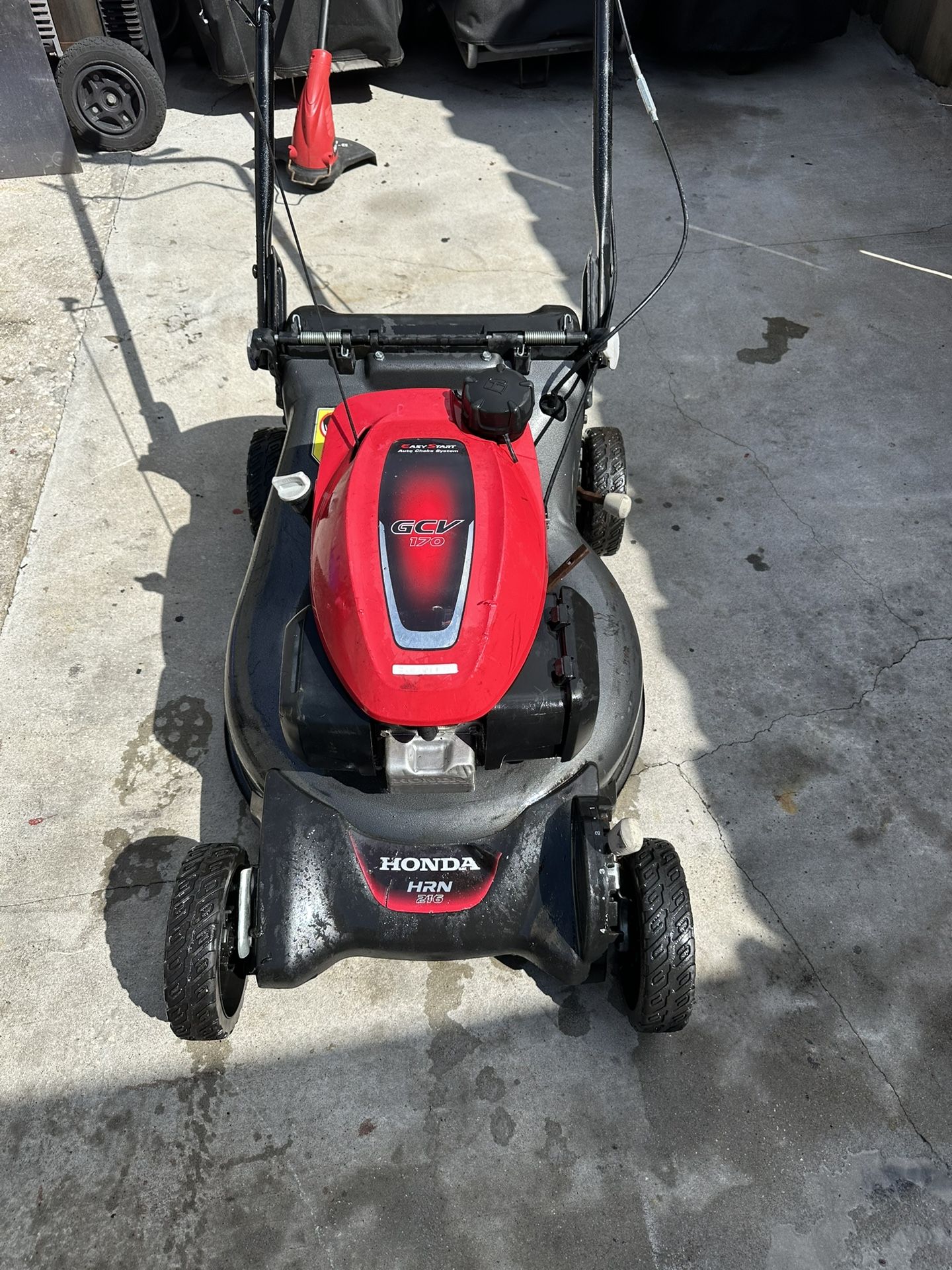 Honda HRN216 Self Propelled Mower READ DESCRIPTION
