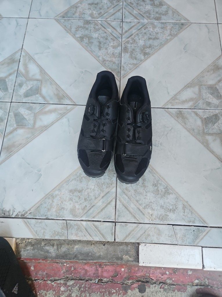 Men Mountain Bike Shoes 9.5 