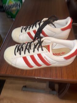 Old school men’s Adidas shoes size 10.5