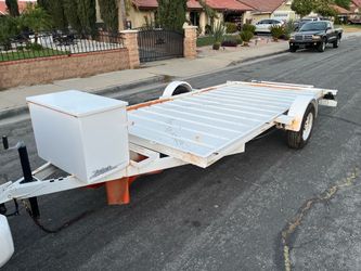 2006 6x13 trailer  very good conditions  everything works great  new tires  and comes with a spare tire and ramp  current registration  title  in hand