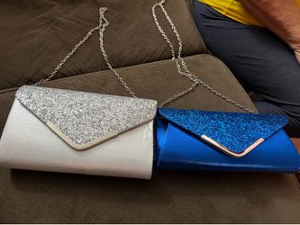 2 dress going out purses new $20 each &30 both