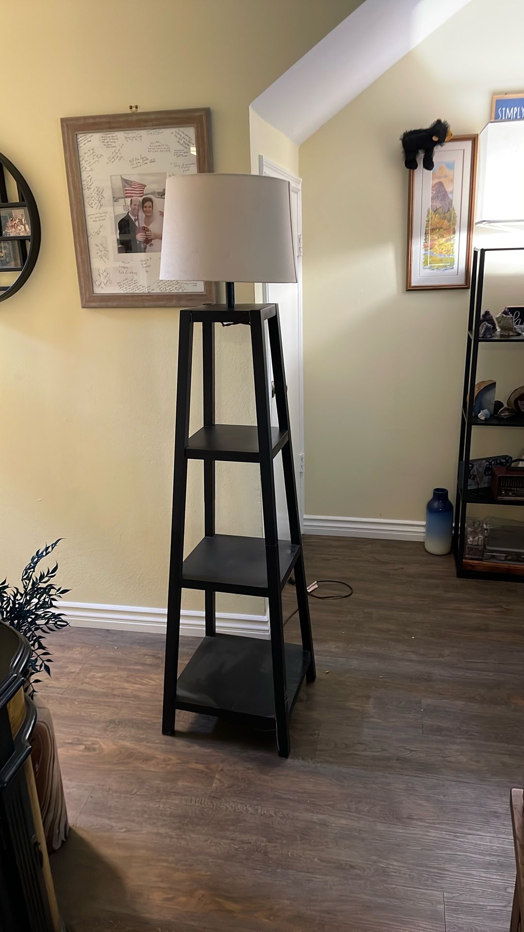 Standing Lamp With Shelves