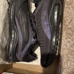 Women’s Nike Air Max Deluxe SE