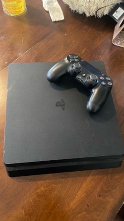 Sony PlayStation 4 Slim Console 90$