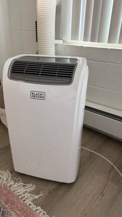 A/C unit black n decker 12 000 BTU