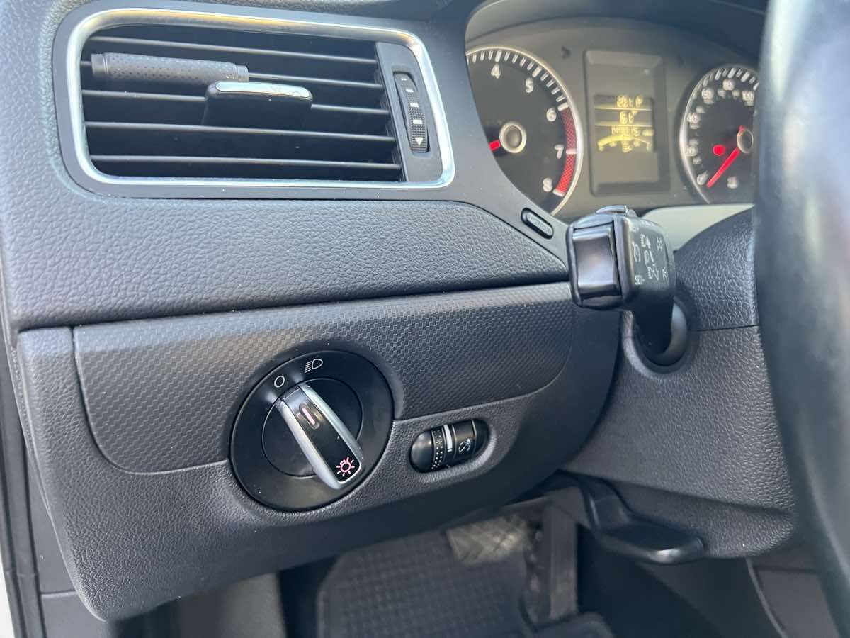 2012 Volkswagen Jetta Sedan
