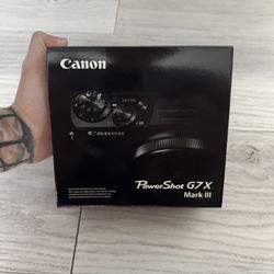 Canon PowerShot G7X Mark III (Silver)