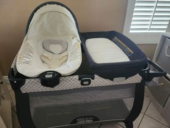 Graco Pack n Play - Playpen
