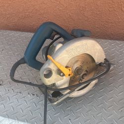 Ryobi Saw
