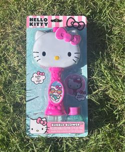 Hello Kitty Bubble Blower - NEW batteries not included