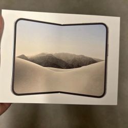 Apple iPhone Duo White Unlocked Or Apple Watch Ultra For Sale 