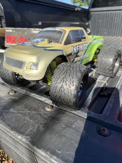 Gas Powered Remote Control Truck And Accessories [MAKE OFFER NOT $10]