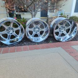 20" Rims x 14.5" Wide