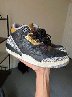 Size 9.5 men’s