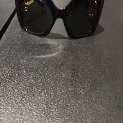 Gucci Oversized Woman's Square Sunglasses 