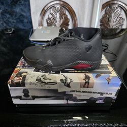 Air Jordan 14RETRO Ferrari  Size 10M