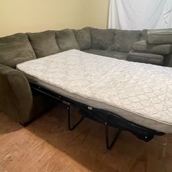 Sleeper Couch Free 🆓 Delivery