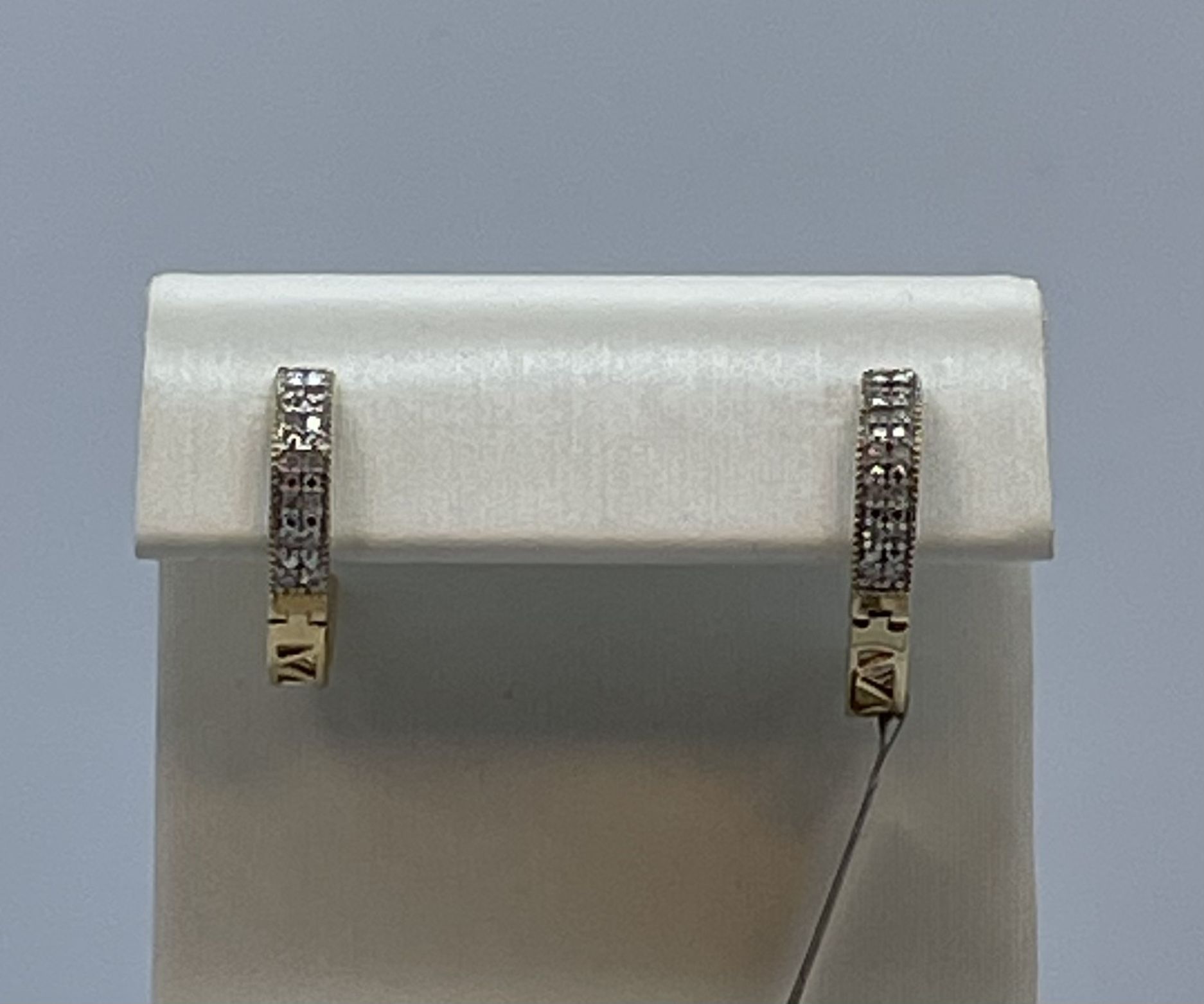 10K Gold Diamond Earrings. New 