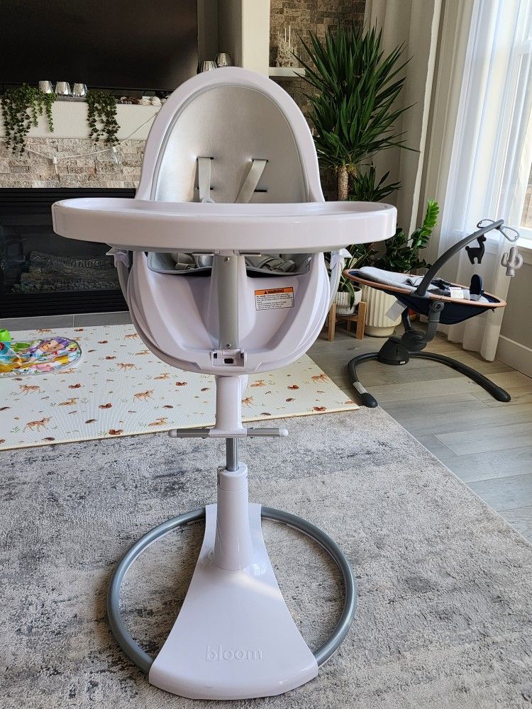 Bloom Highchair with Accessories