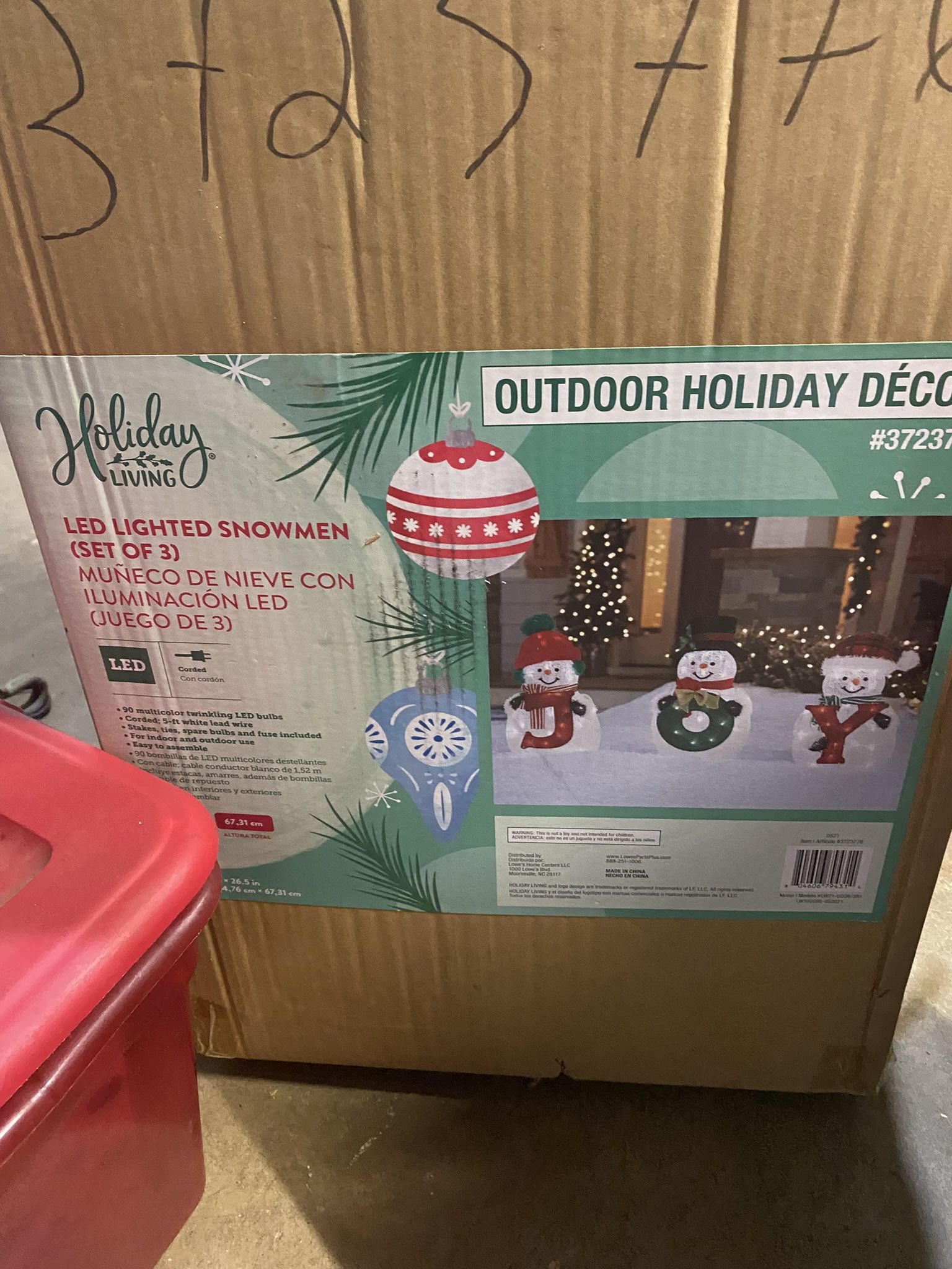 Outdoor Holiday Decor