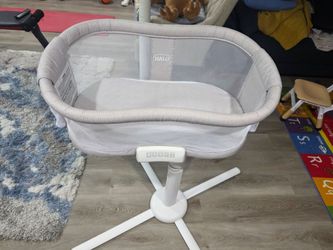 HALO Bassinet Swivel Sleeper Premiere Series