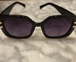 Sunglasses 